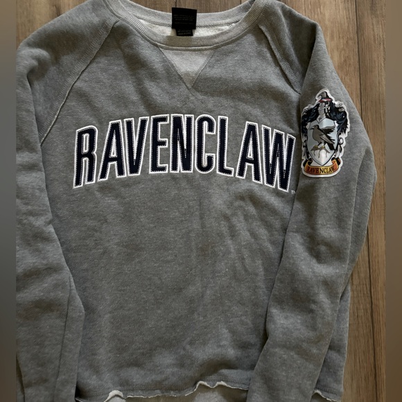 Women’s’ Harry Potter Sweatshirt - Picture 1 of 3